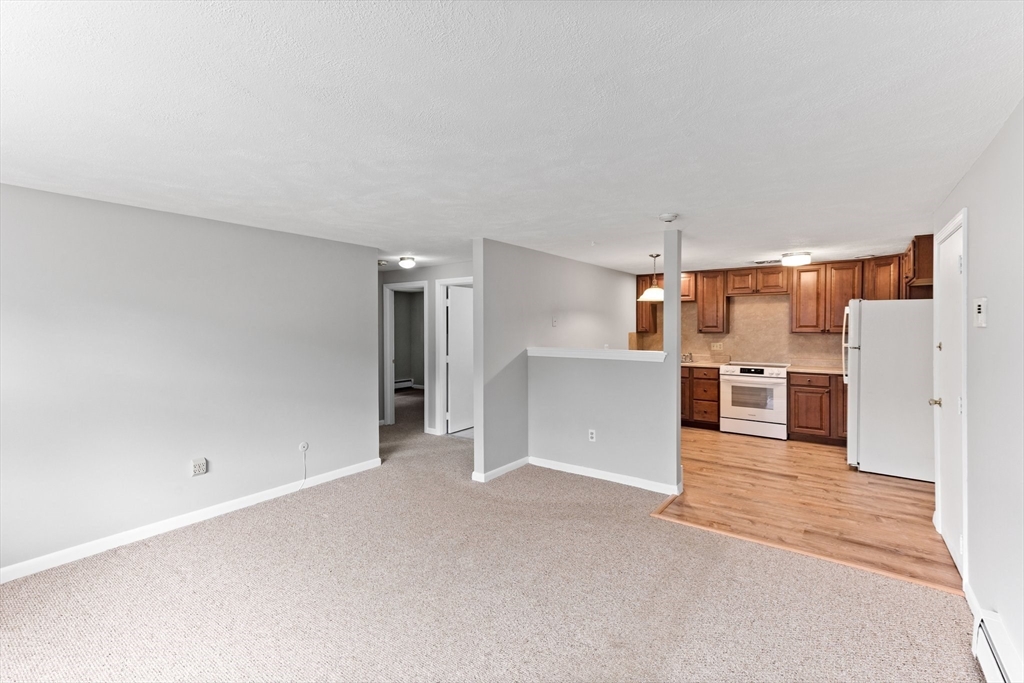 56 Mary Ln 6