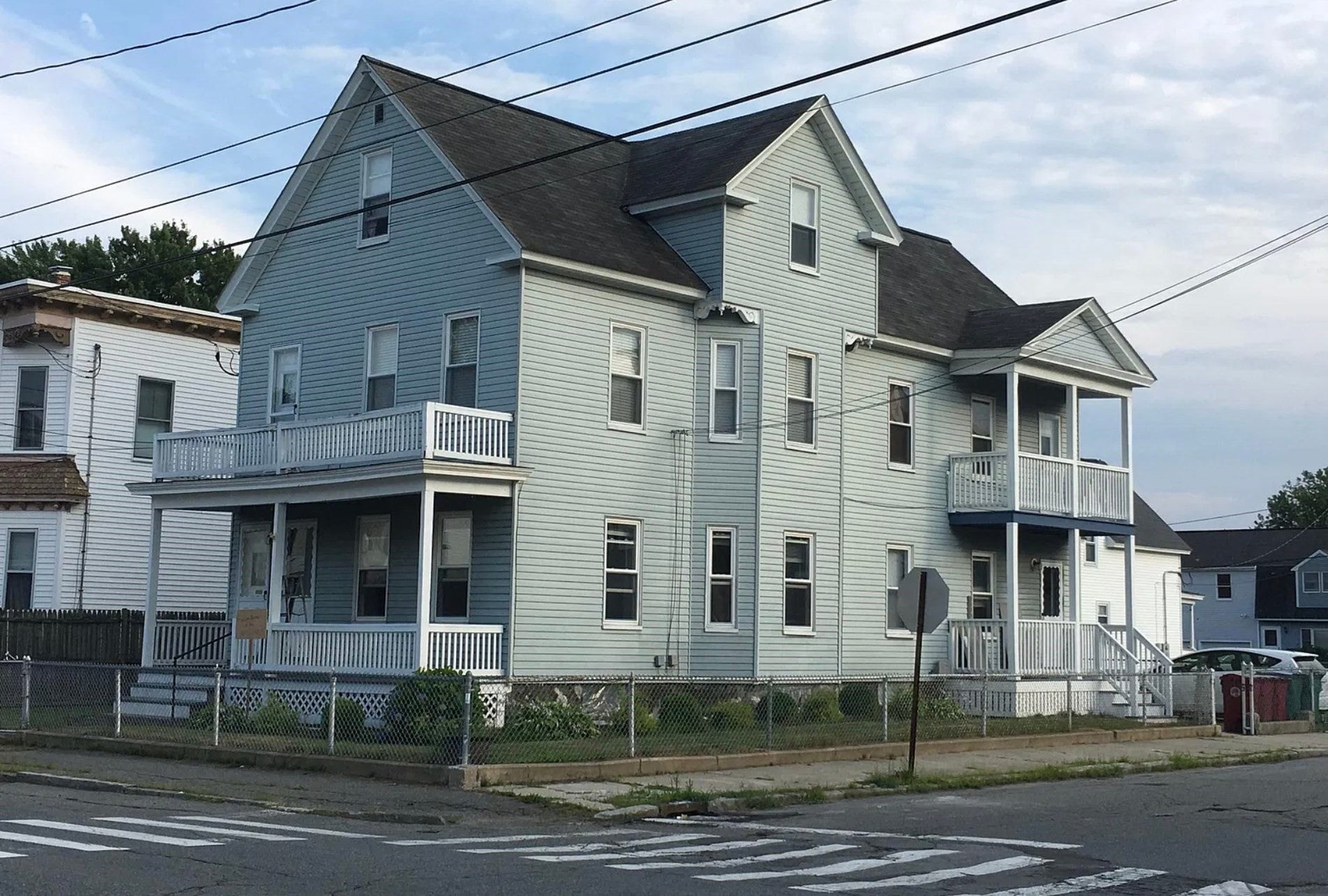 Photo of 274 University Ave, Lowell, MA