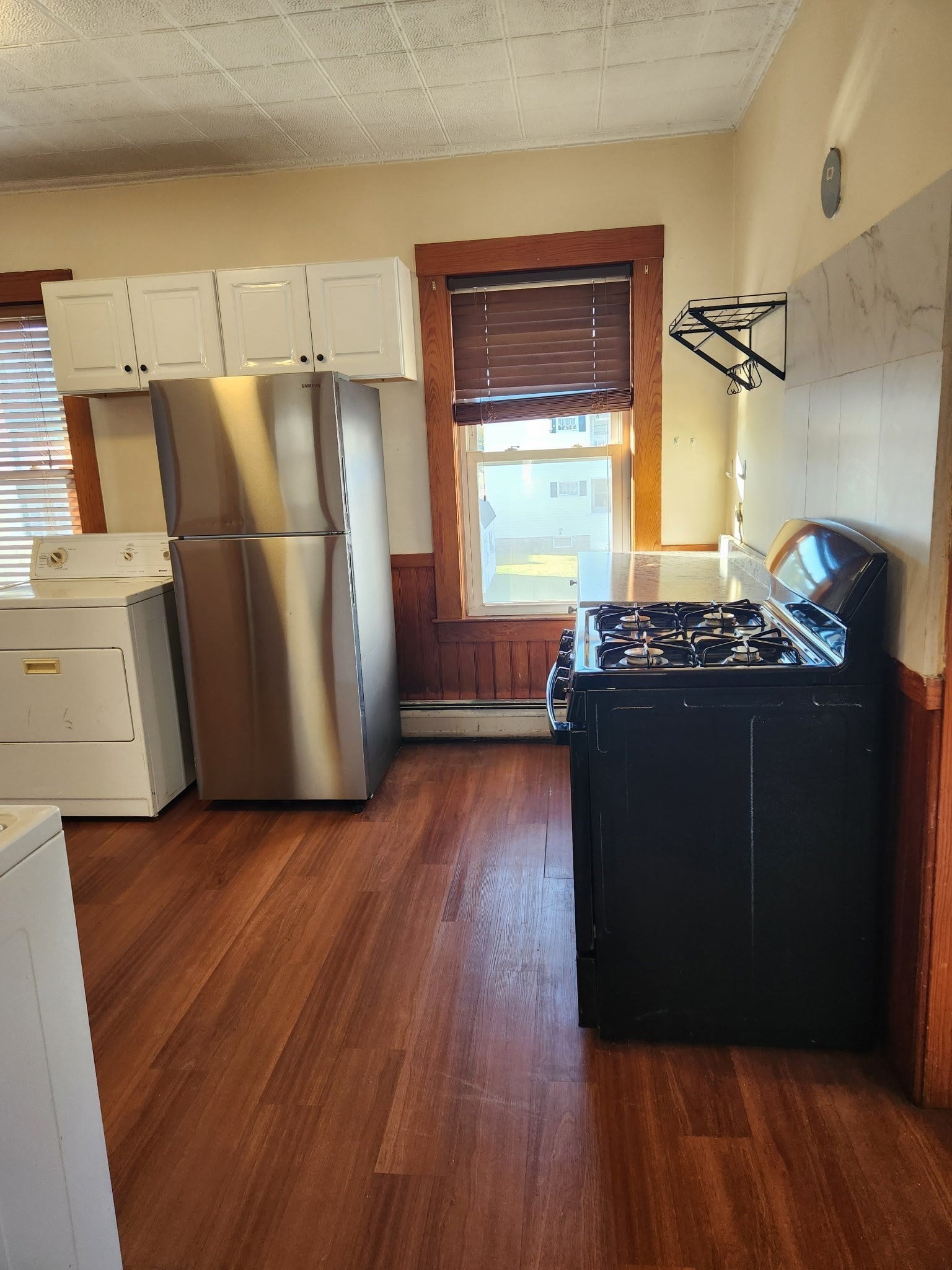 274 University Ave #2, Lowell, MA Photo #2