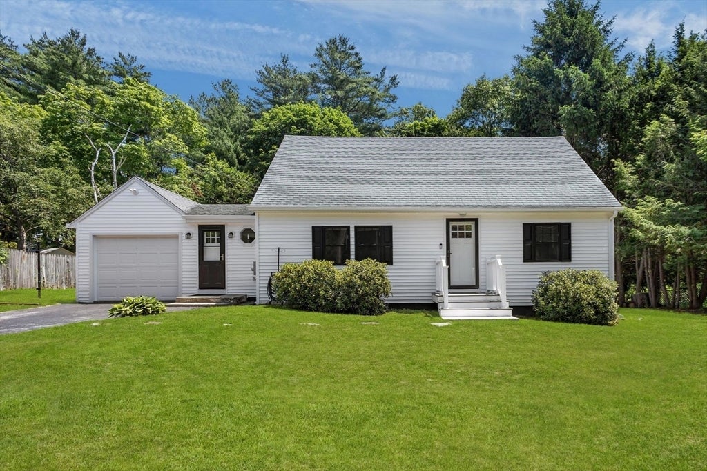 5 Squire Ln