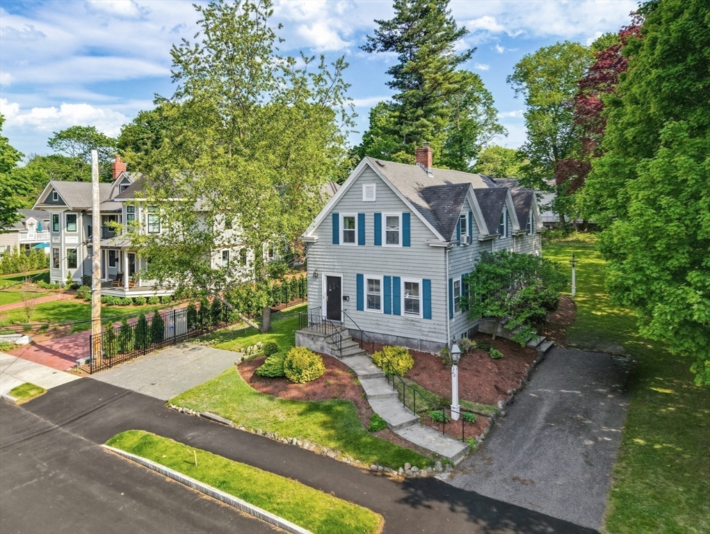 22 Sweetser St