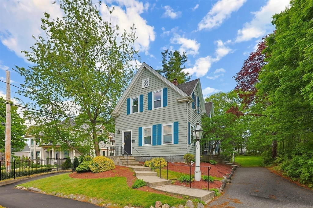 22 Sweetser St
