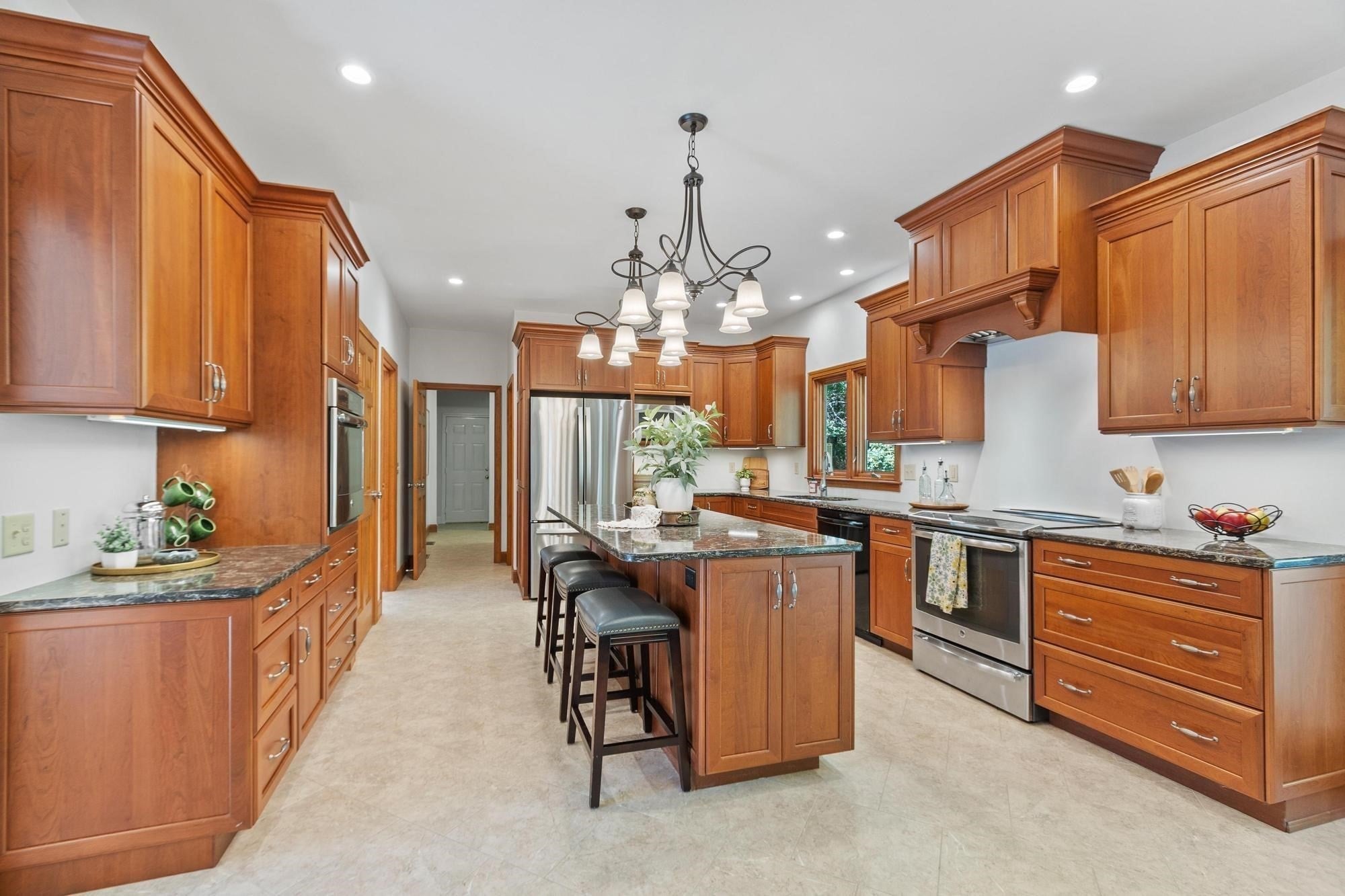 113 Patch Hill Rd, Boxborough, MA Photo #5
