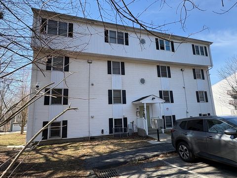 48 Gibbs St 2-1B Worcester MA 01607