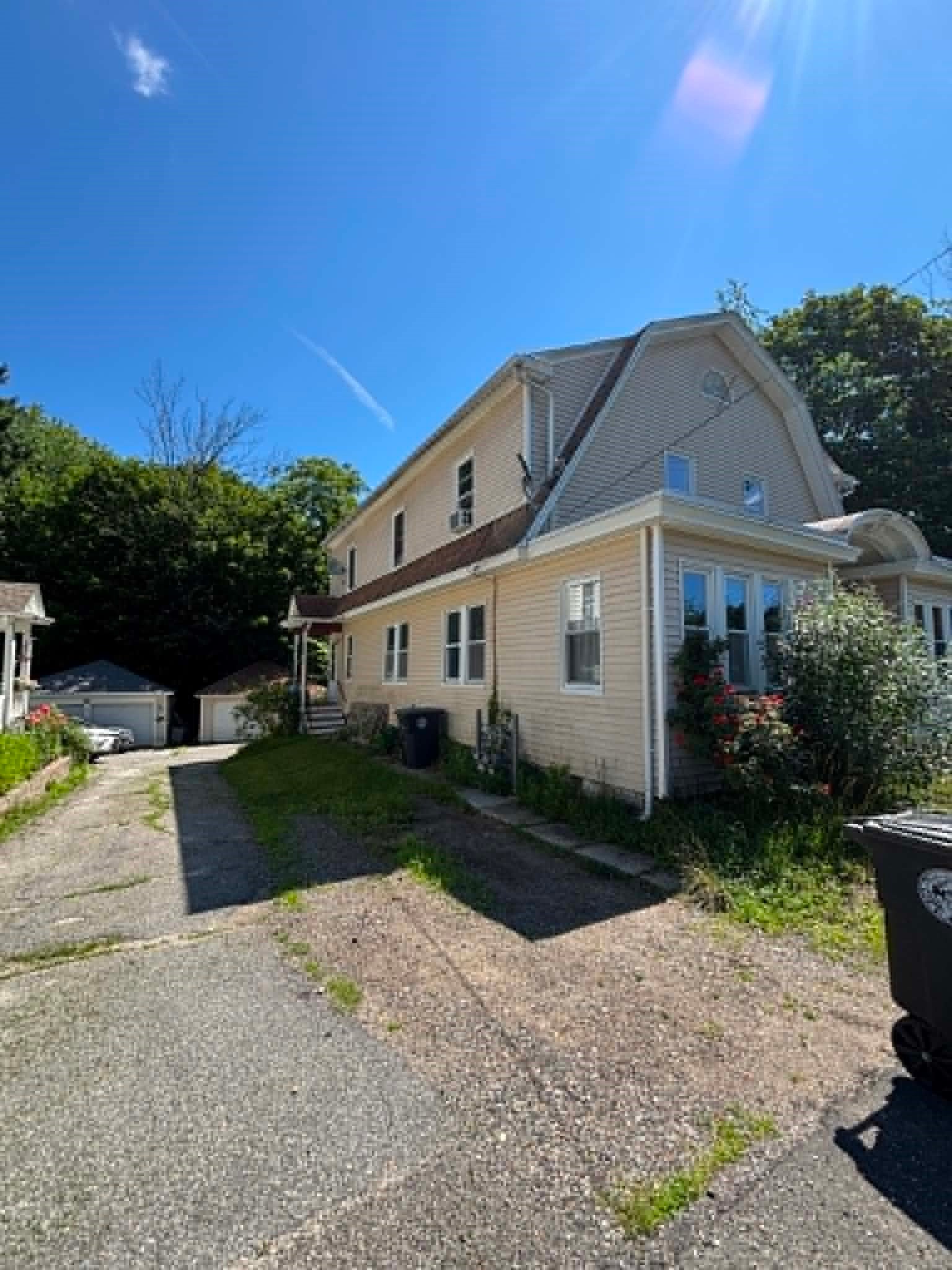 17-19 Coolidge Ave
