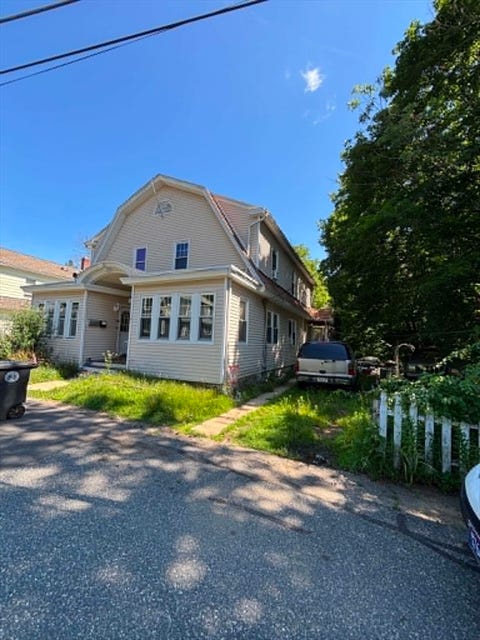Photo of 17-19 Coolidge Ave, Southbridge, MA 01550 (MLS # 73551637)