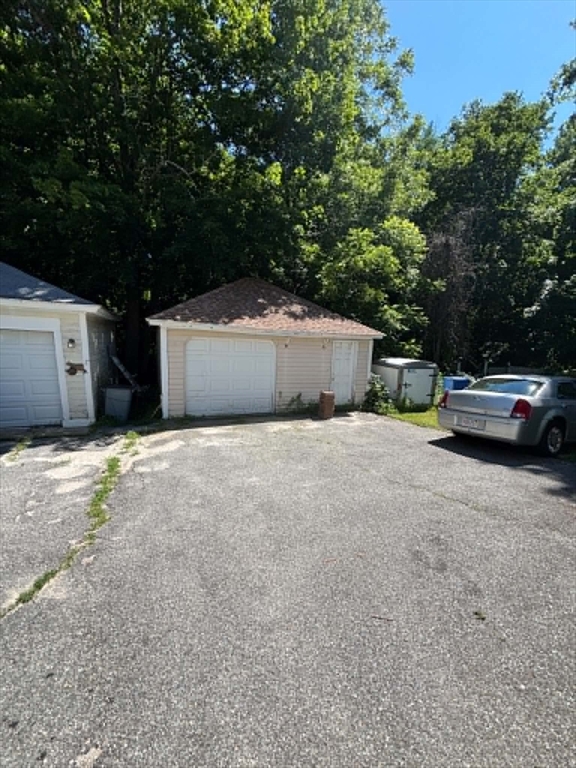 17-19 Coolidge Ave