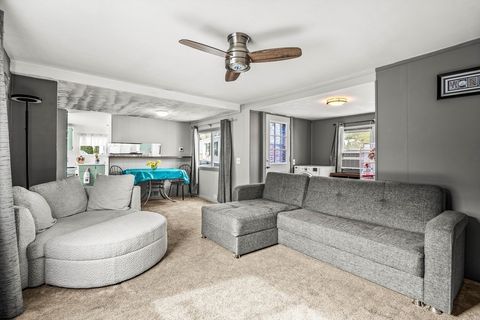 200 North St 11-B Danvers MA 01923