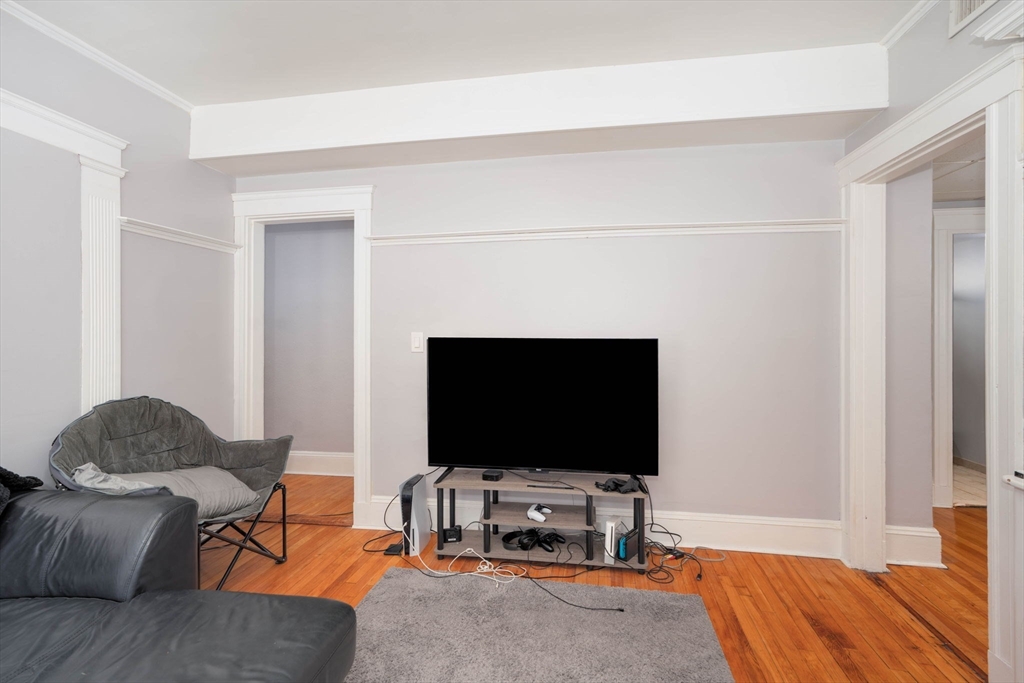 287 Medford St 1