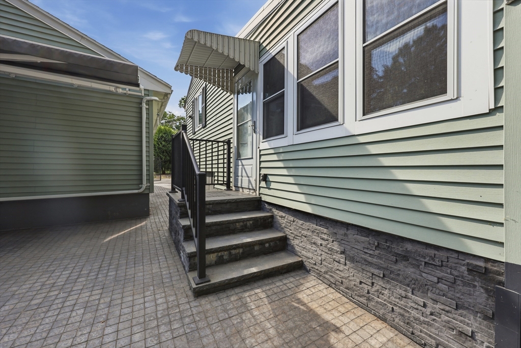 7 Drury Lane, Wilmington, MA Photo #16