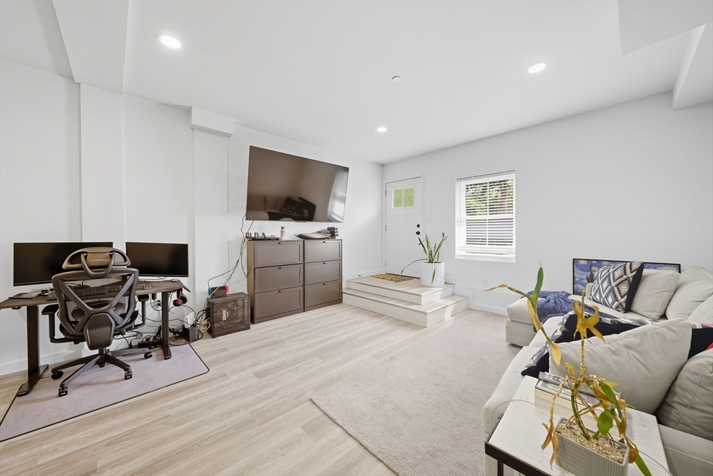 50 Frankfort Street 6