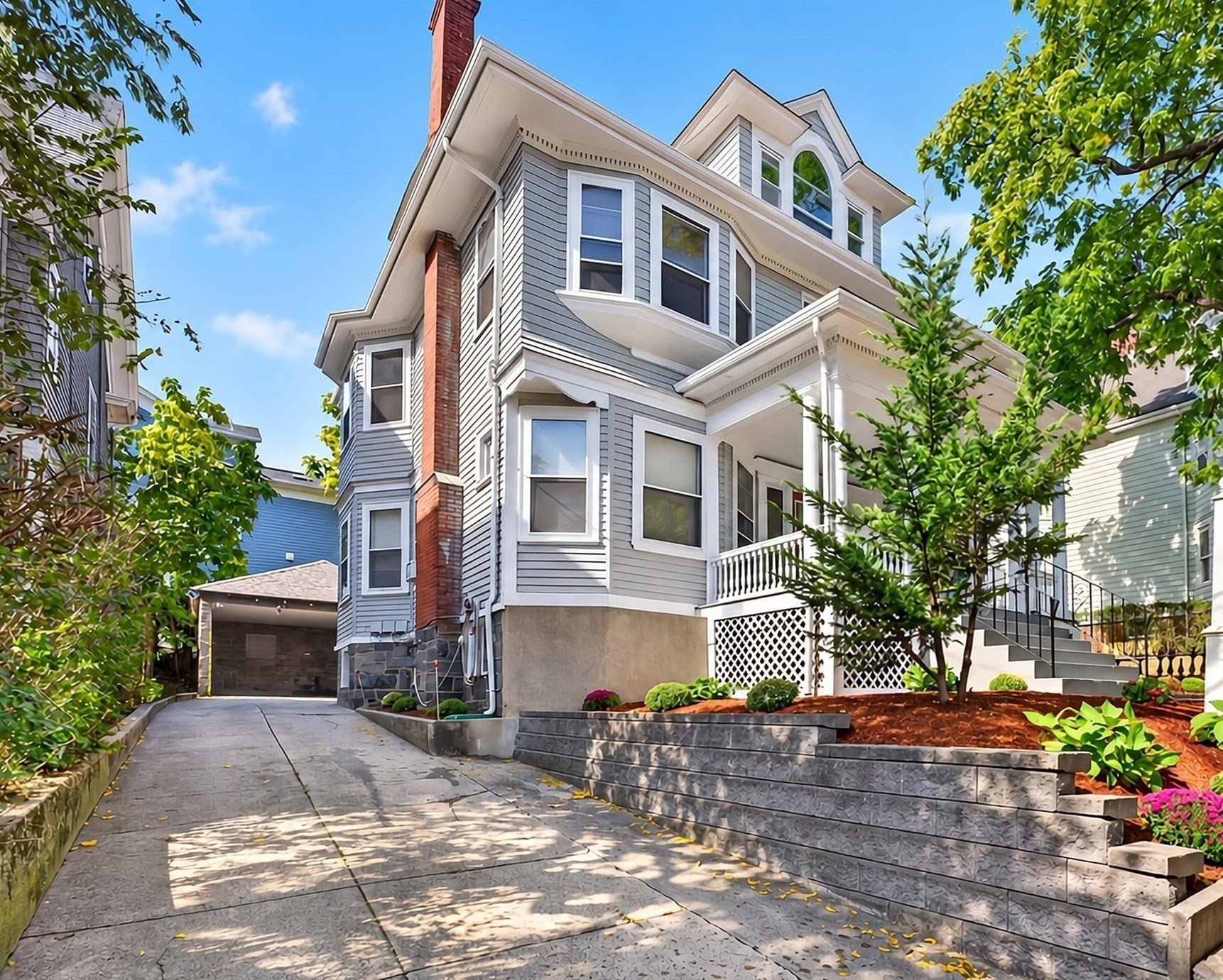 34 Central St