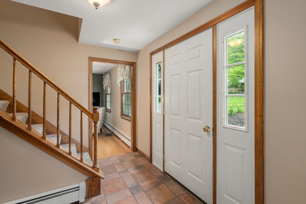 8 Wadsworth Rd