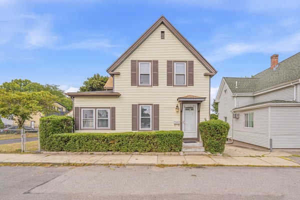 27 HOUSTON PL, LYNN, MA 01905 - Image 3467cfd0c5b9be3d60dc4528a4db88d3/203696171