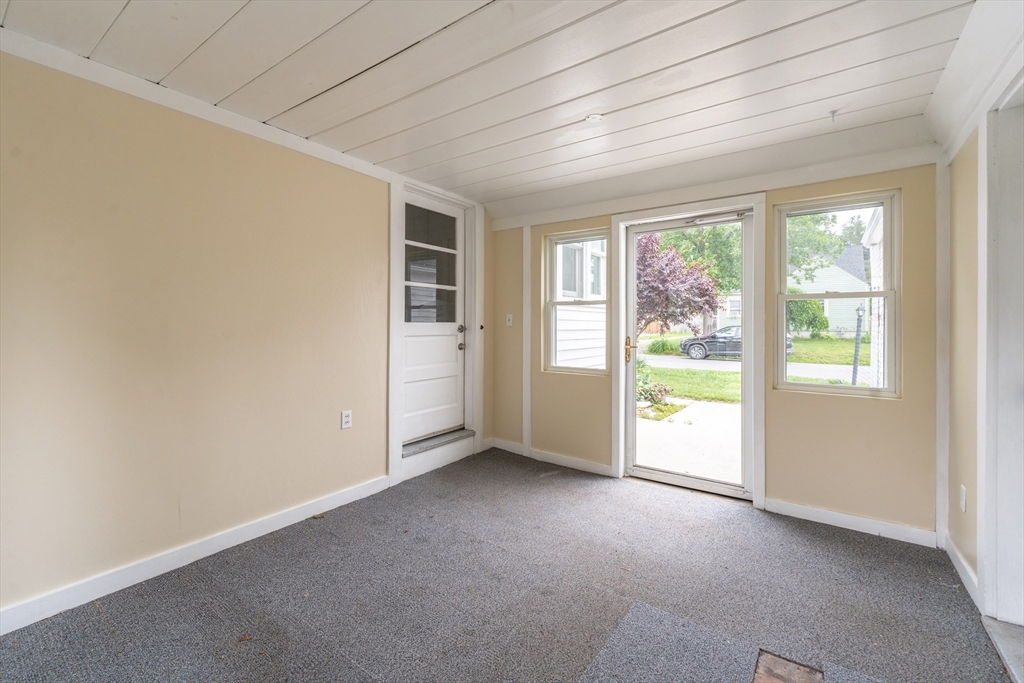 34 Coolidge Ave