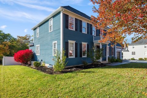 Photo of 4 Horseneck Road, Shrewsbury, MA 01545 (MLS # 73448012)