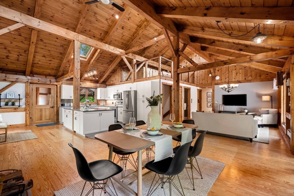 3 Whitman Pl