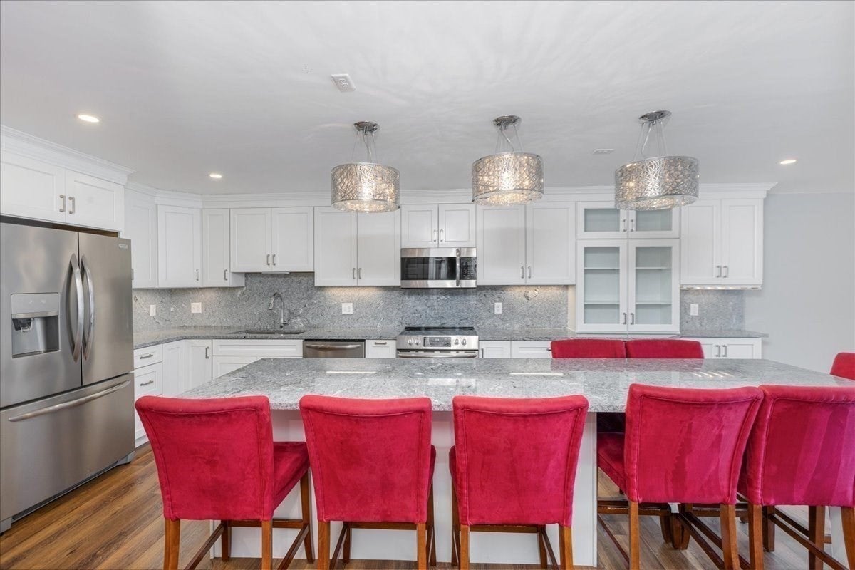 100 Ledgewood Dr #410, Stoneham, MA, 100 Ledgewood Dr #410, Stoneham, MA Photo #6