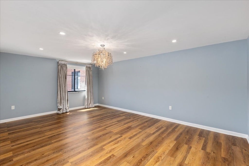 100 Ledgewood Dr #410, Stoneham, MA, 100 Ledgewood Dr #410, Stoneham, MA Photo #16