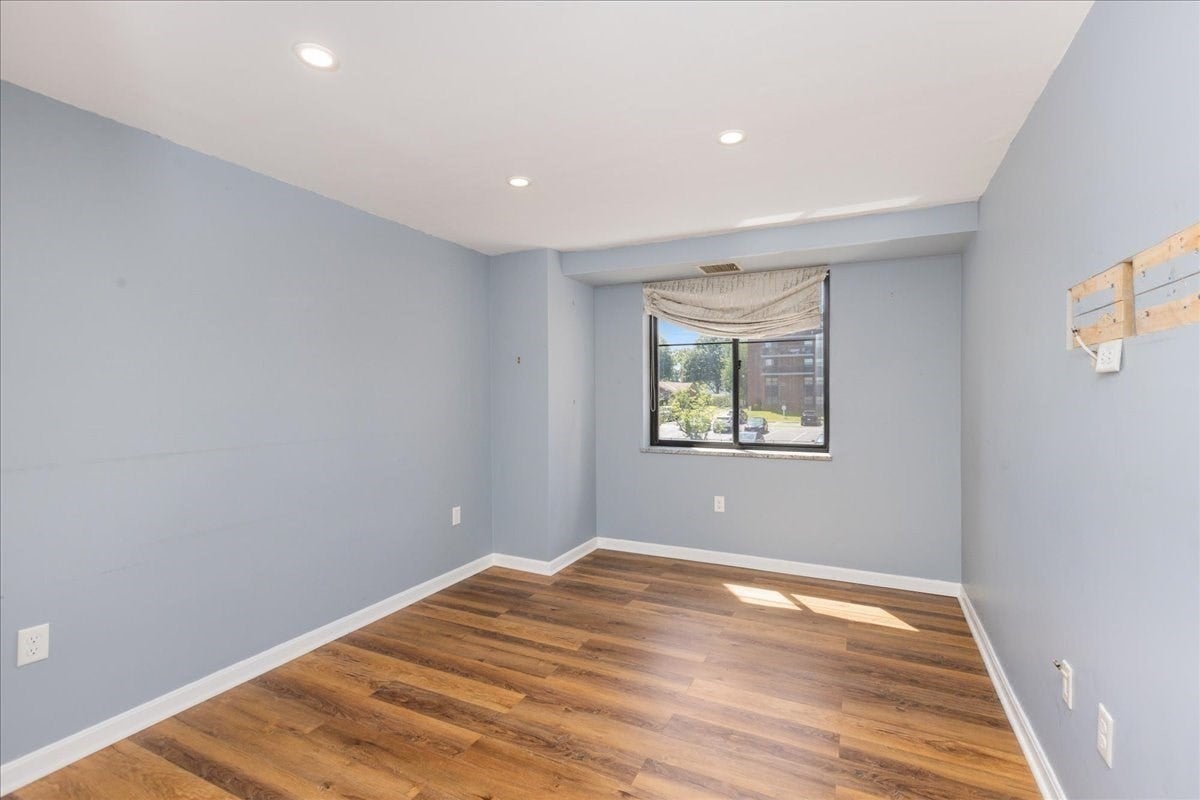 100 Ledgewood Dr #410, Stoneham, MA, 100 Ledgewood Dr #410, Stoneham, MA Photo #12