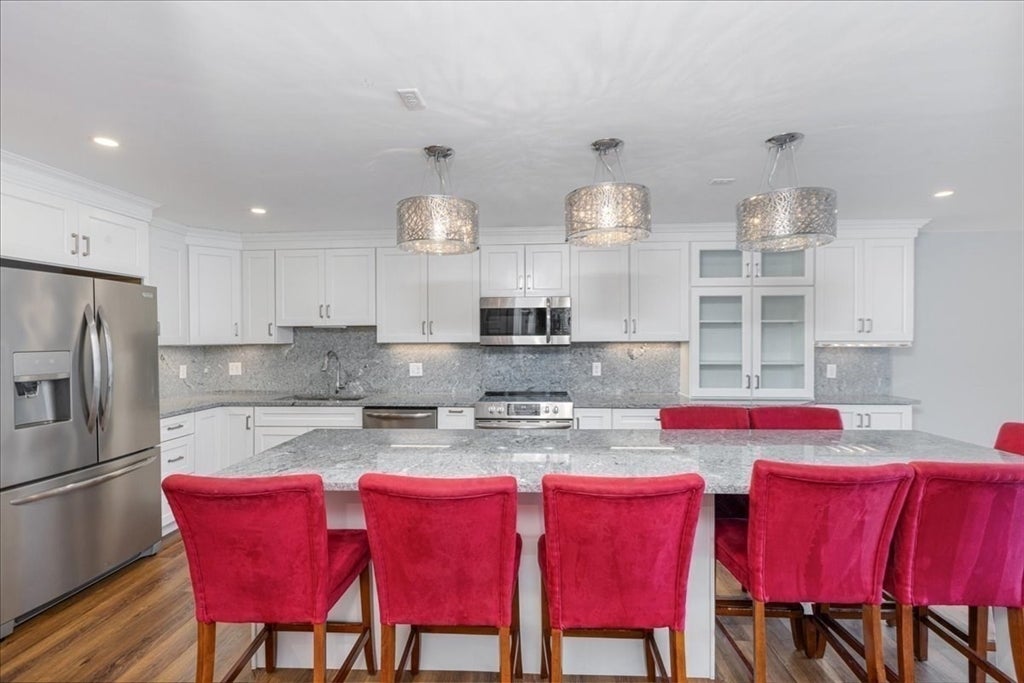 100 Ledgewood Dr #410, Stoneham, MA, 100 Ledgewood Dr #410, Stoneham, MA Photo #6