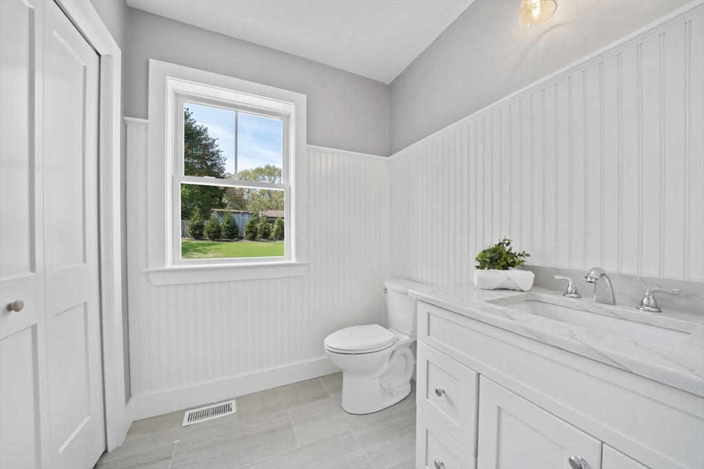 40 Signal Hill Rd, Marshfield, MA, 40 Signal Hill Rd, Marshfield, MA Photo #17