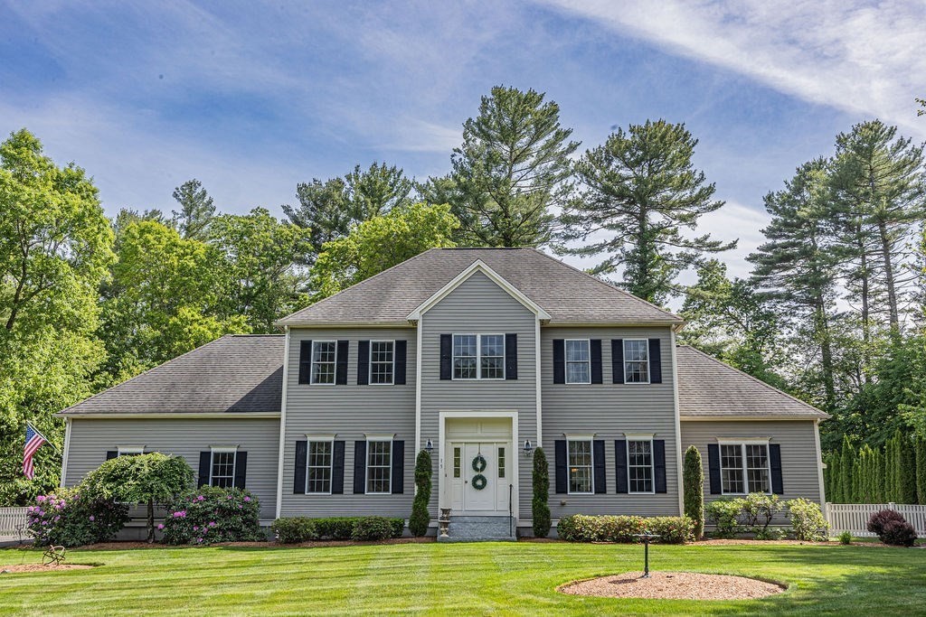 15 Granite Ln