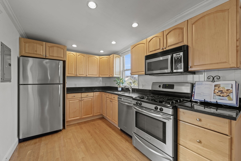 86 Mount Vernon St 2