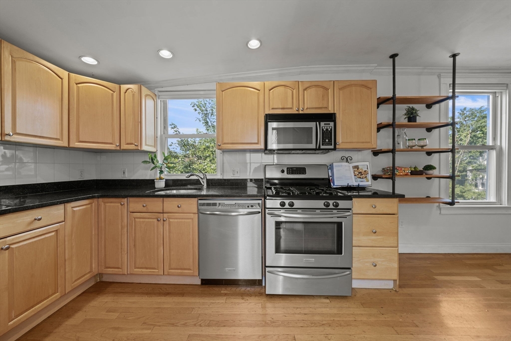 86 Mount Vernon St 2