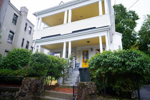 71 Townsend St Boston MA 02119