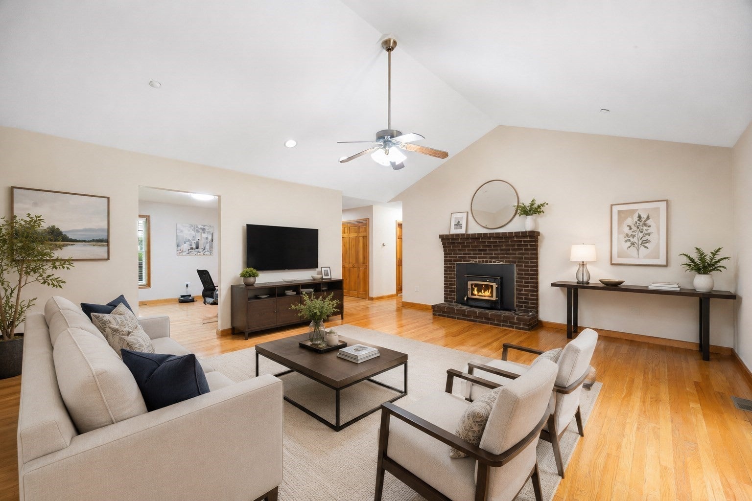 7 Margaret Dr