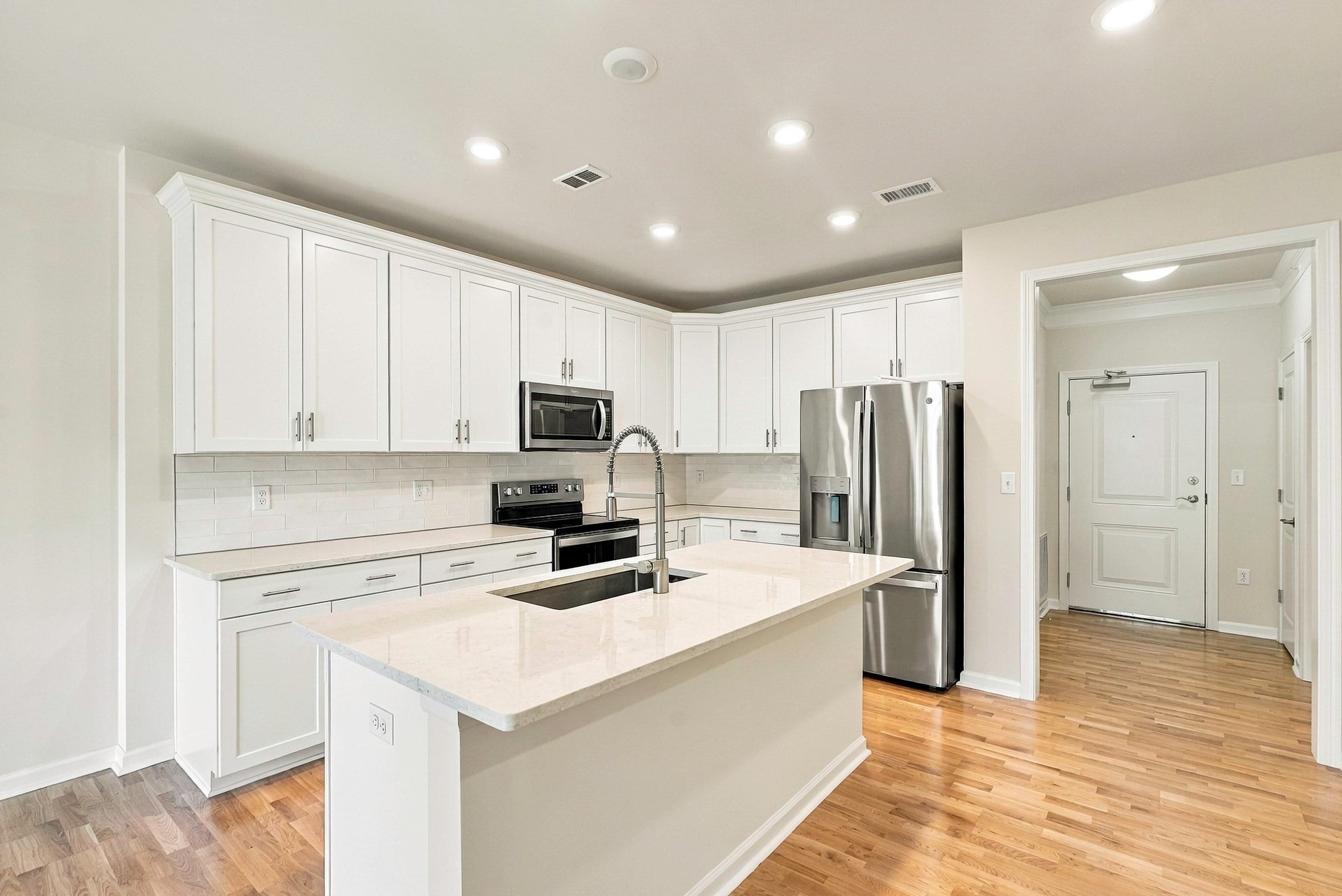 2 Winslow Lane #404, Grafton, MA, 2 Winslow Lane #404, Grafton, MA Photo #5