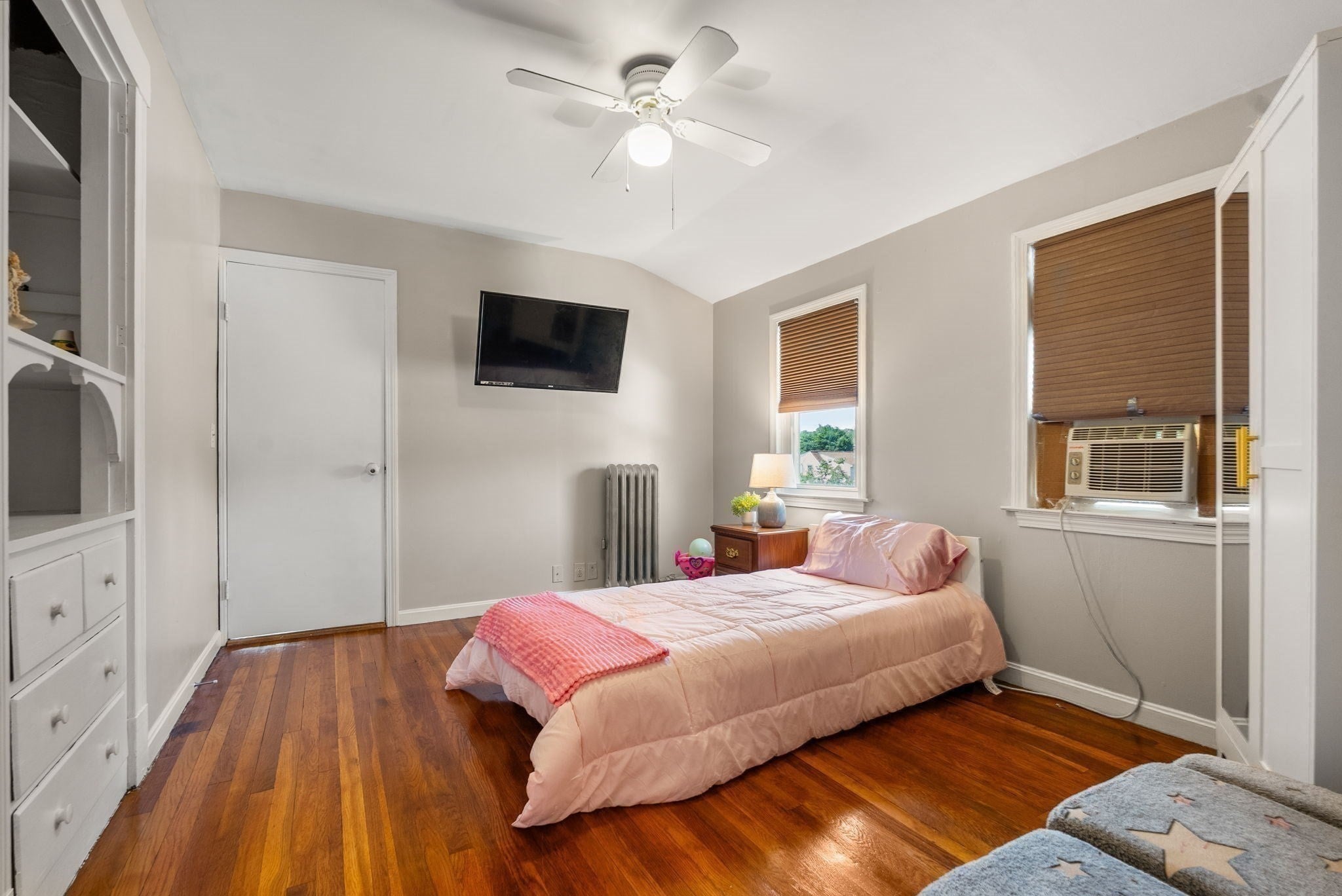 18 Kiely Rd, Dedham, MA Photo #19