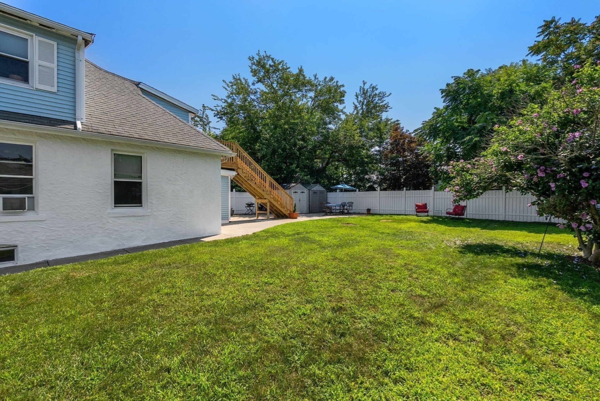 18 Kiely Rd, Dedham, MA Photo #28