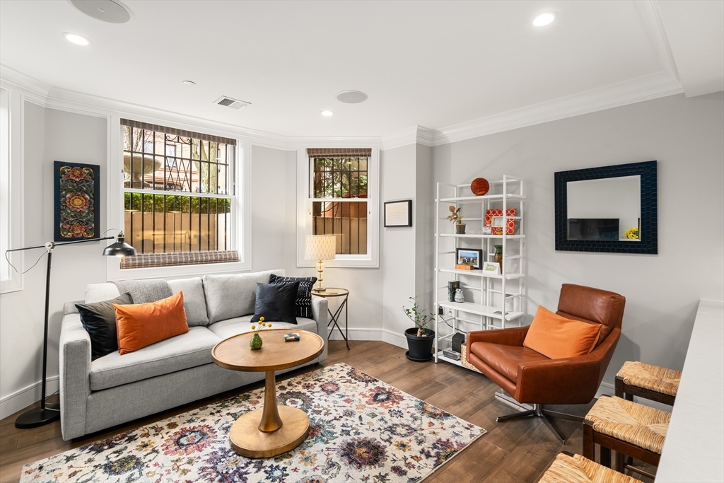 11 Exeter Street 2