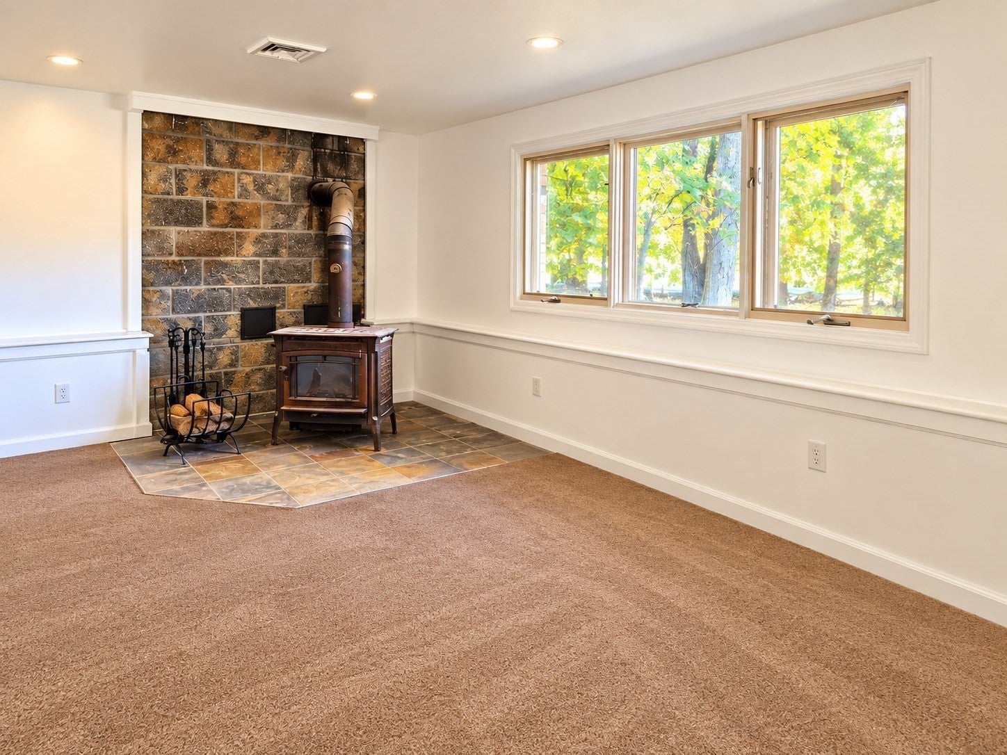 189 Allen Rd, Belchertown, MA, 189 Allen Rd, Belchertown, MA Photo #4