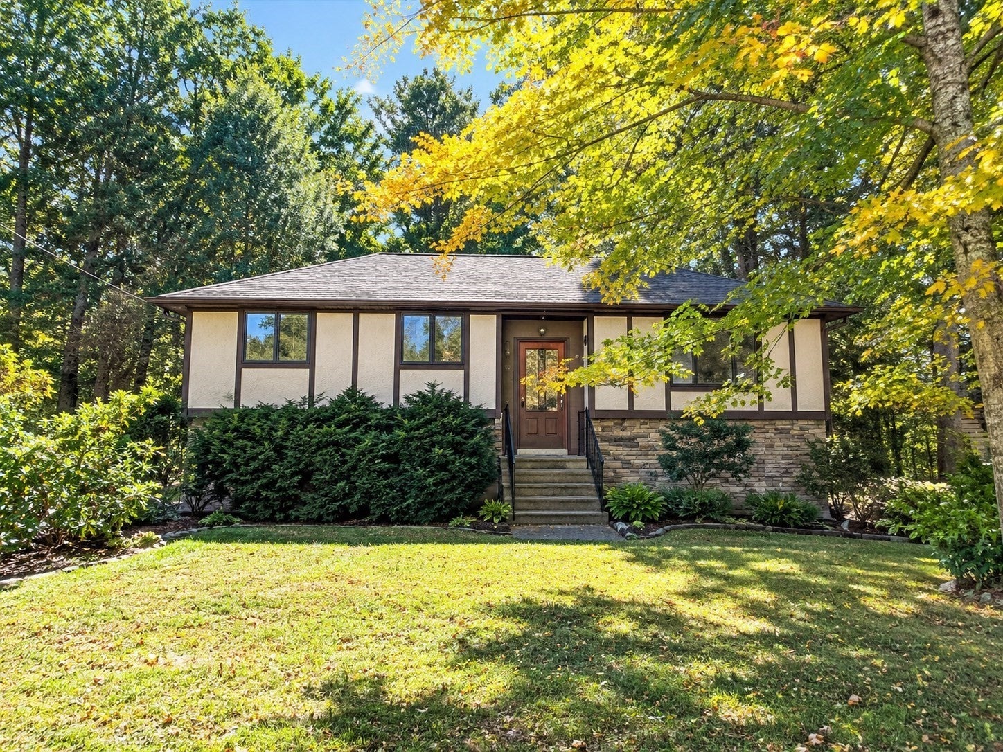 189 Allen Rd, Belchertown, MA, 189 Allen Rd, Belchertown, MA Photo #1
