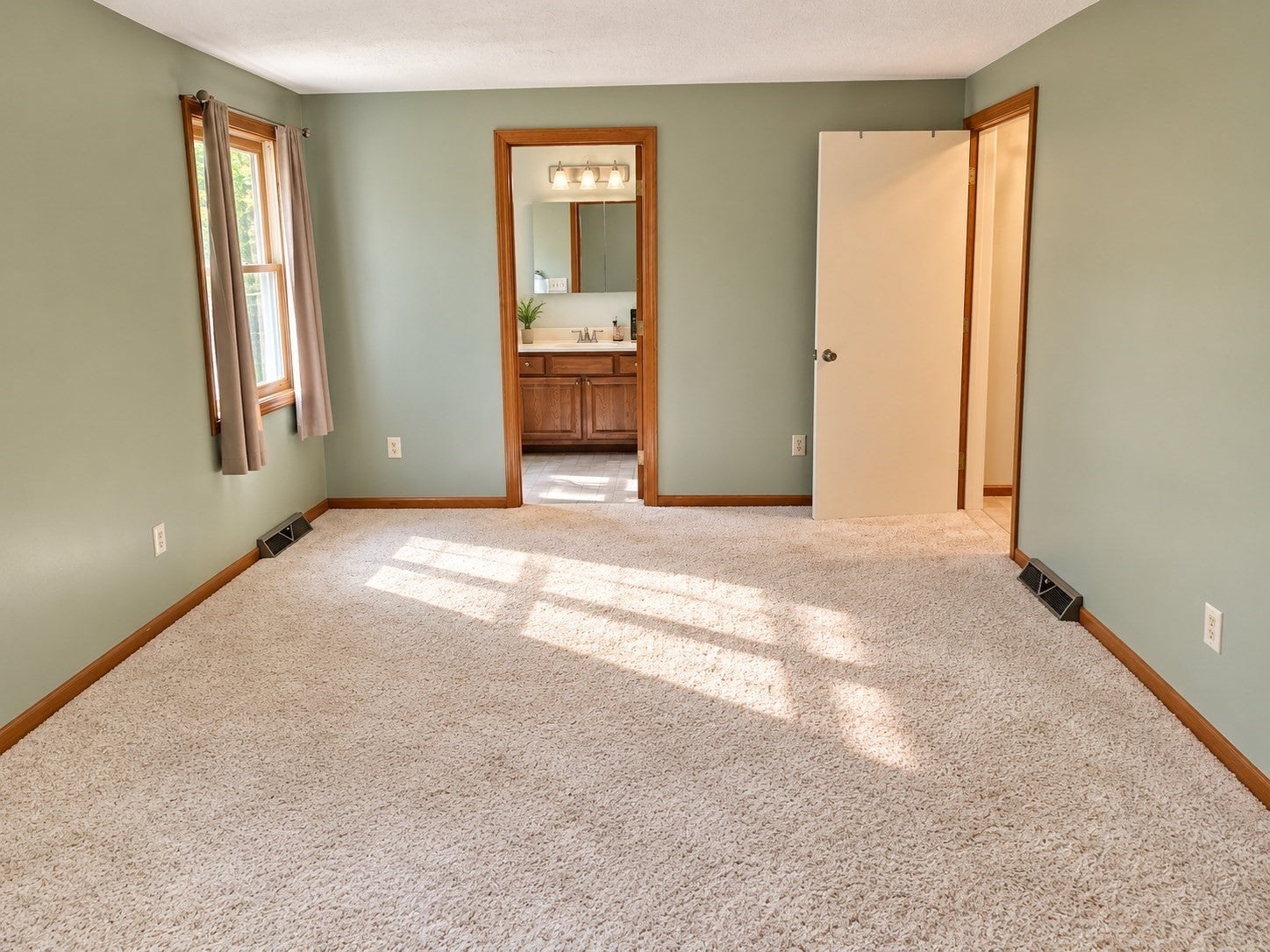 189 Allen Rd, Belchertown, MA, 189 Allen Rd, Belchertown, MA Photo #11