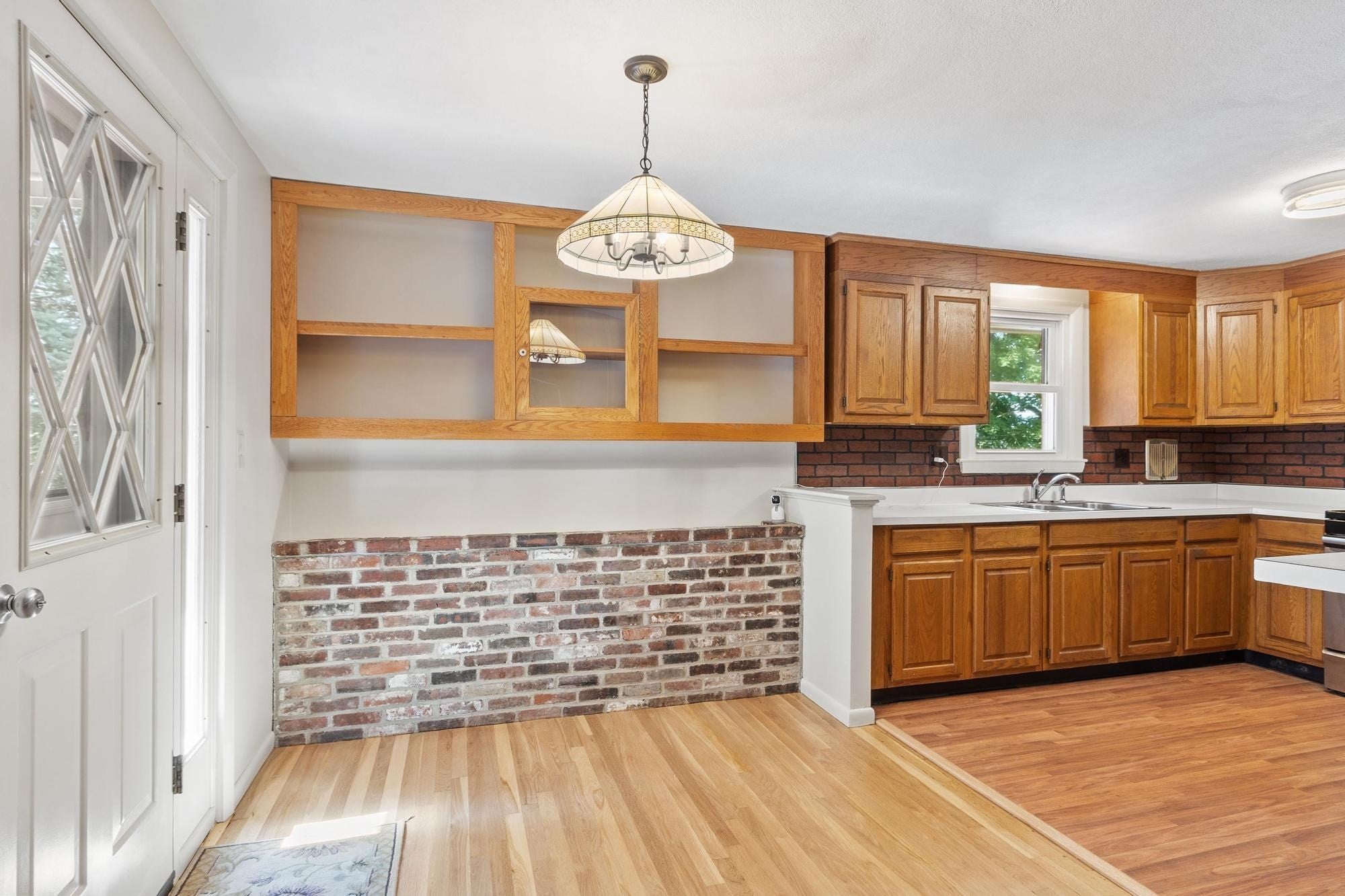 136 Ridge Rd, Marlborough, MA, 136 Ridge Rd, Marlborough, MA Photo #6