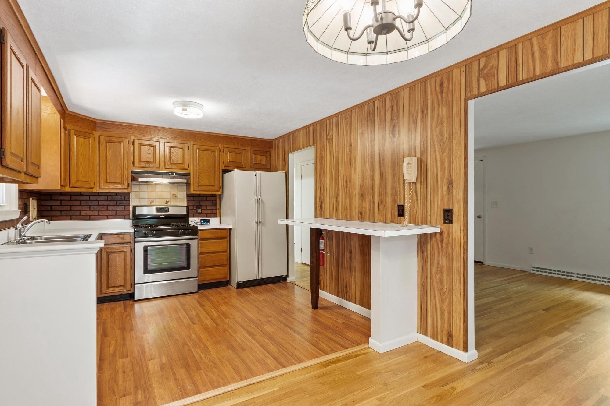 136 Ridge Rd, Marlborough, MA, 136 Ridge Rd, Marlborough, MA Photo #9