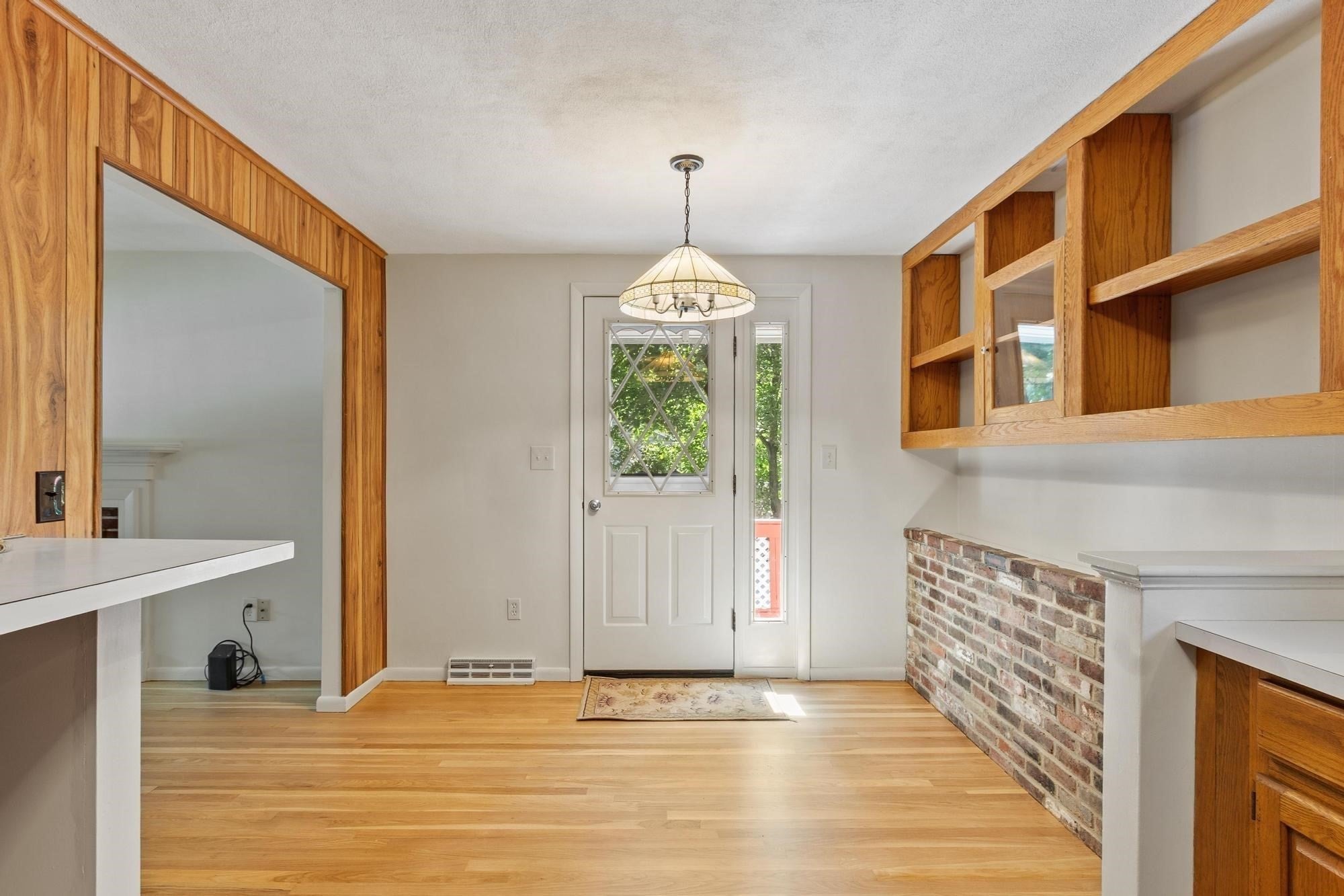 136 Ridge Rd, Marlborough, MA, 136 Ridge Rd, Marlborough, MA Photo #7