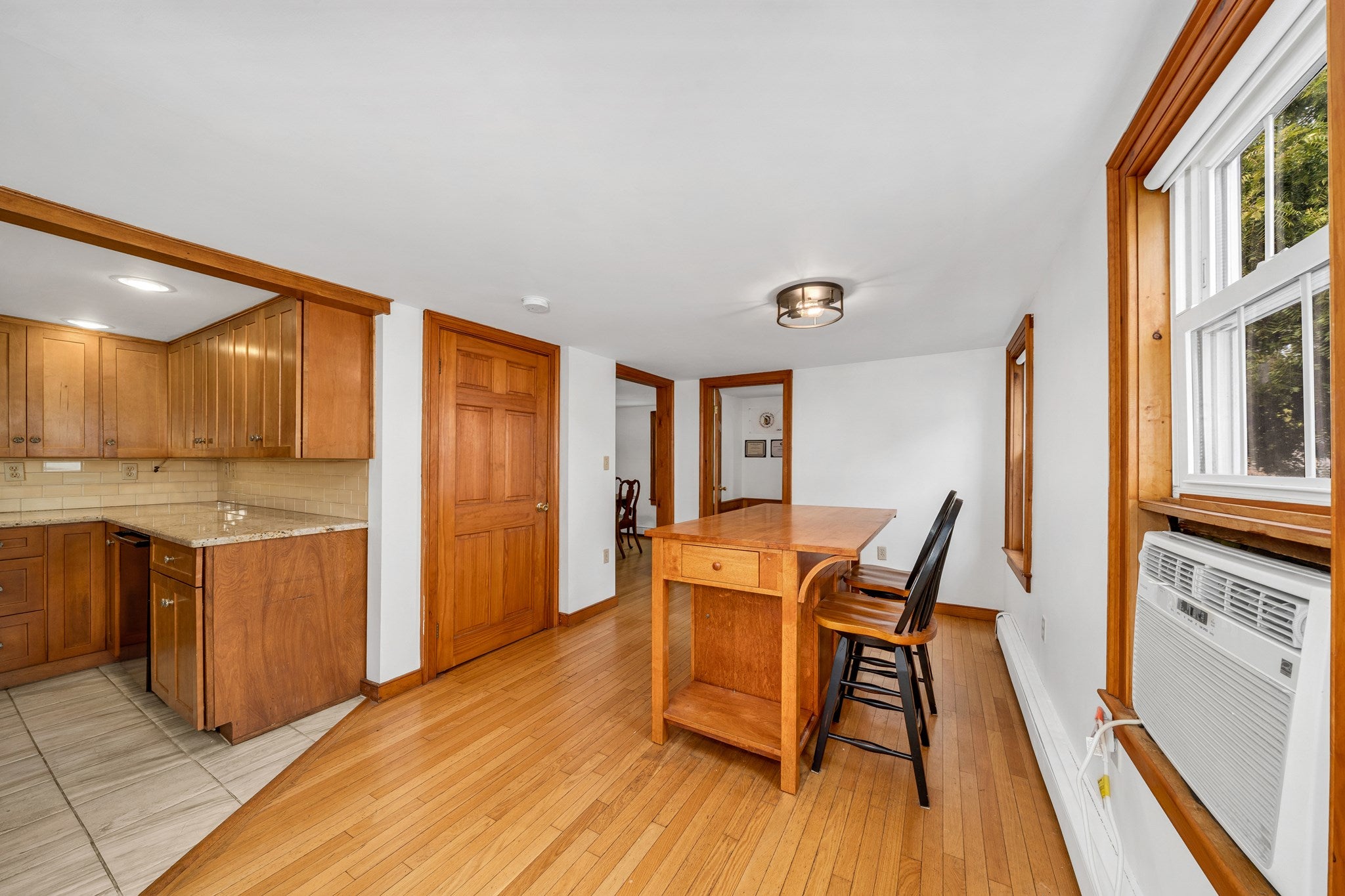 15 Lincoln Ct, Amesbury, MA, 15 Lincoln Ct, Amesbury, MA Photo #2