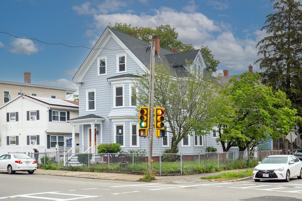 436 Summer St