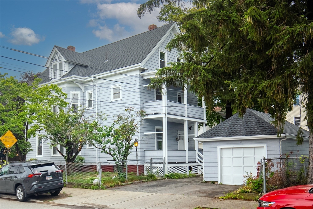 436 Summer St