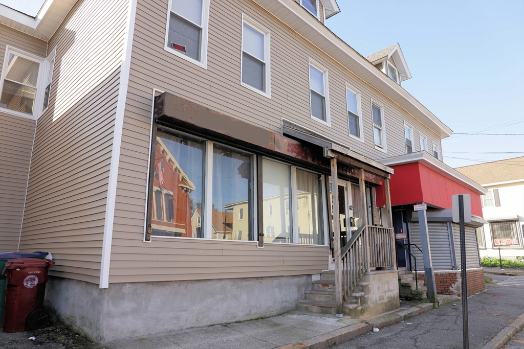 42 Branch St