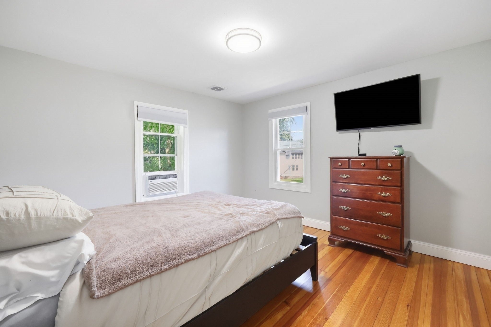 10 Canal St, South Hadley, MA Photo #39