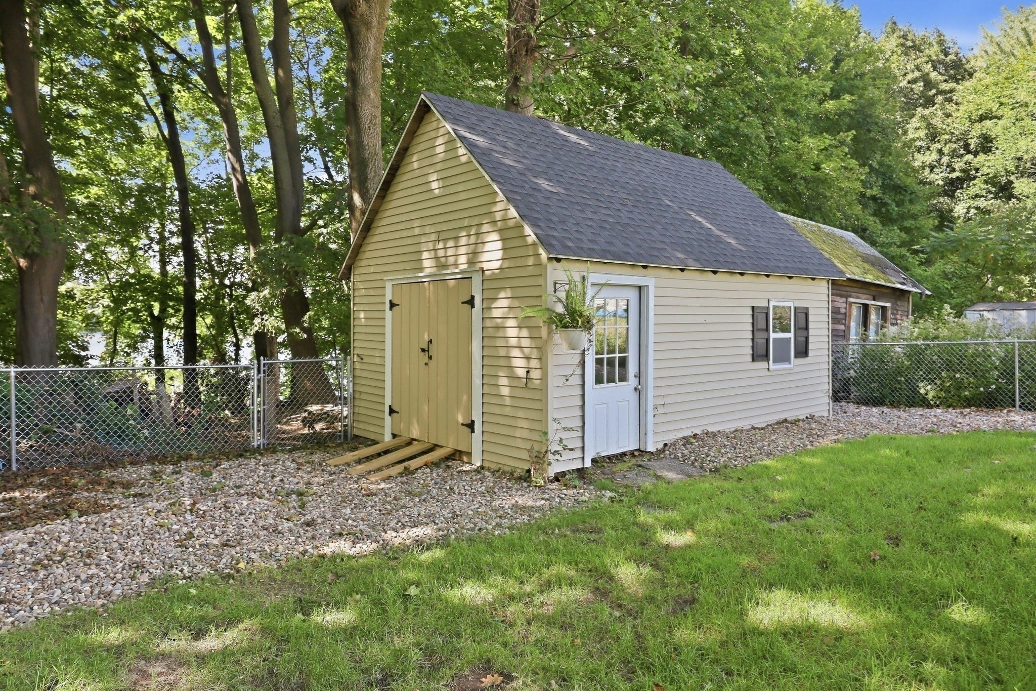 10 Canal St, South Hadley, MA Photo #9
