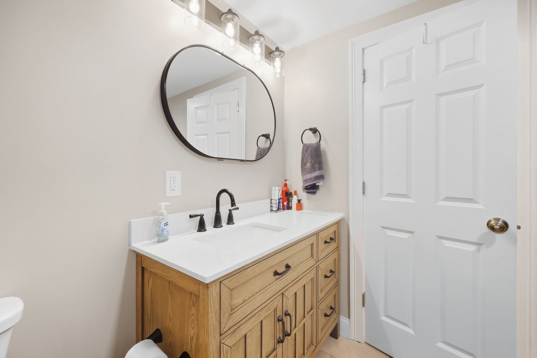 10 Canal St, South Hadley, MA Photo #31