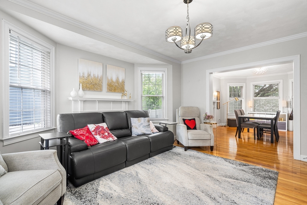 66 Webster St 66