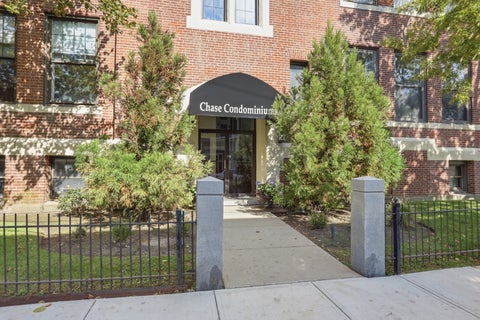 Photo of 15 Ocean AVE #206, Winthrop, MA 02152 (MLS # 73586927)
